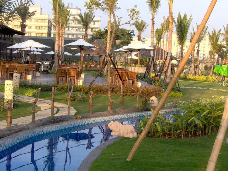 טאינאן Queena Plaza Hotel מראה חיצוני תמונה